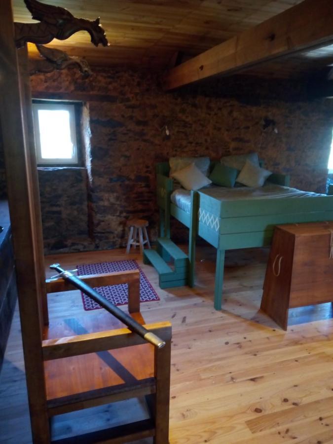 Bed and Breakfast Le Chevalier Des Marettes Airel Exteriér fotografie